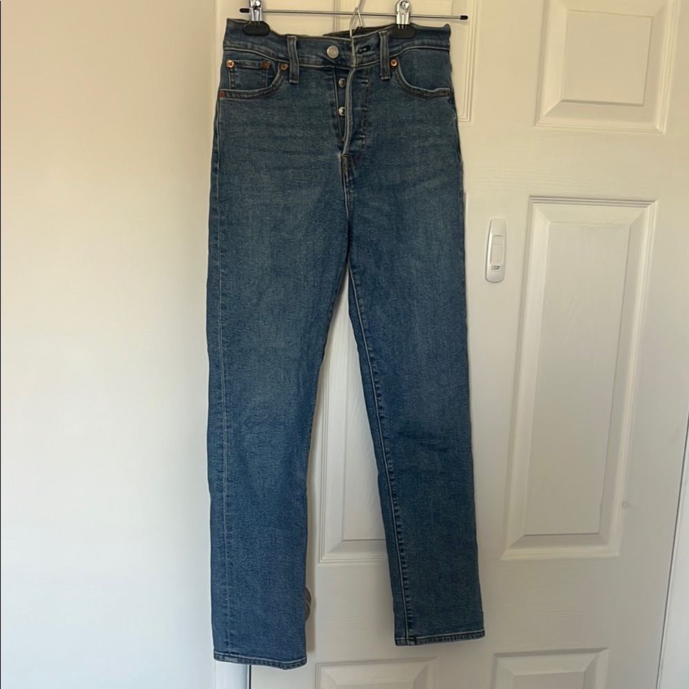 Blue denim Levi’s women’s